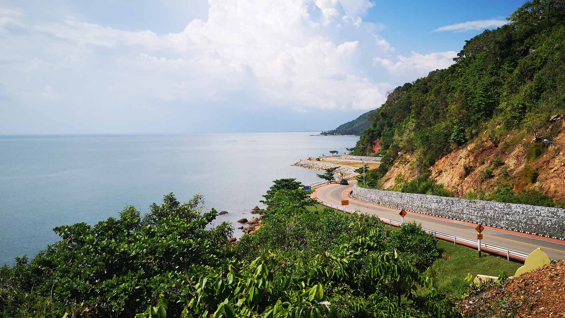 Mae Phim Coastal Road